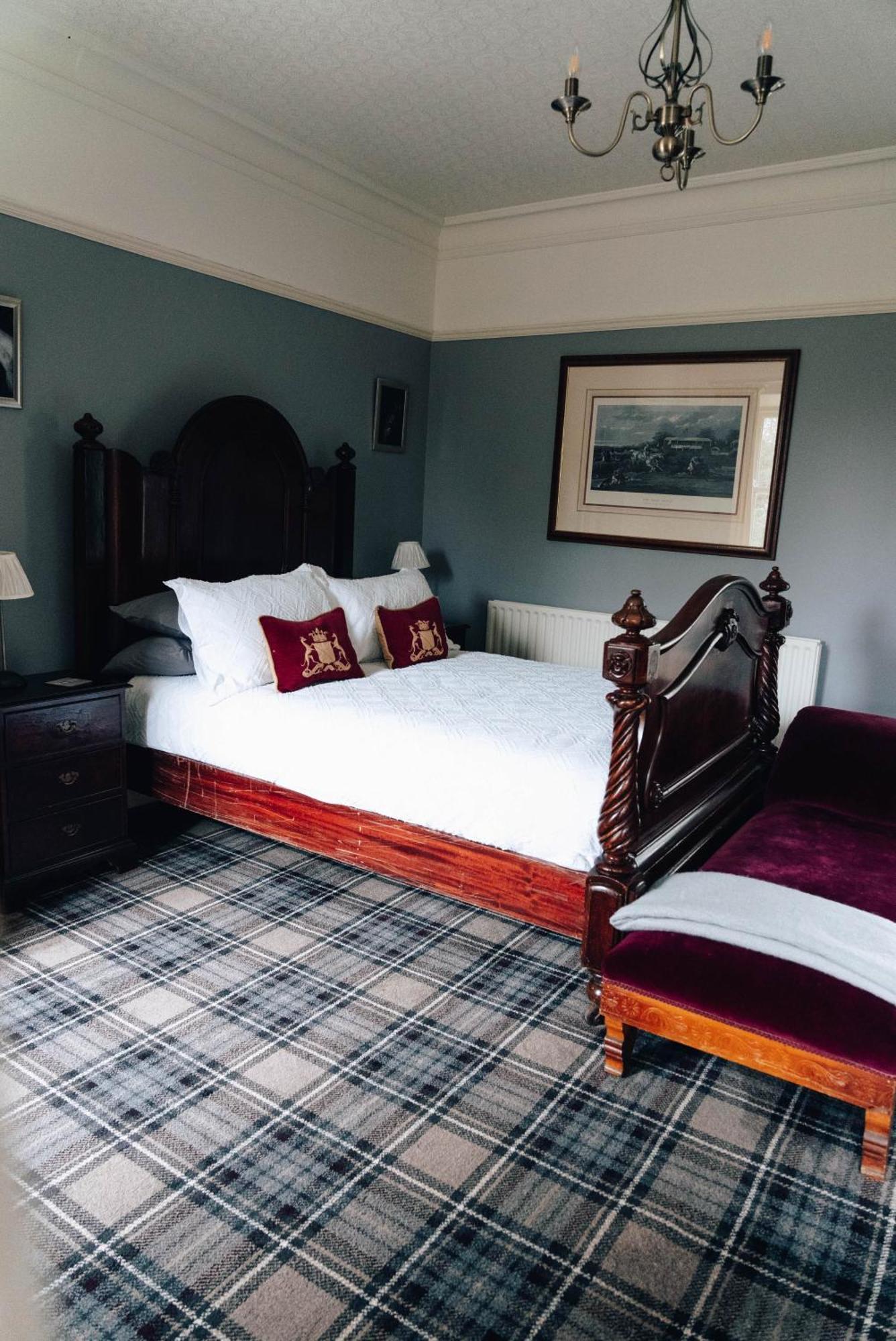 Luxury Accommodation In County Antrim With Riverside Hot Tub Kells Eksteriør bilde