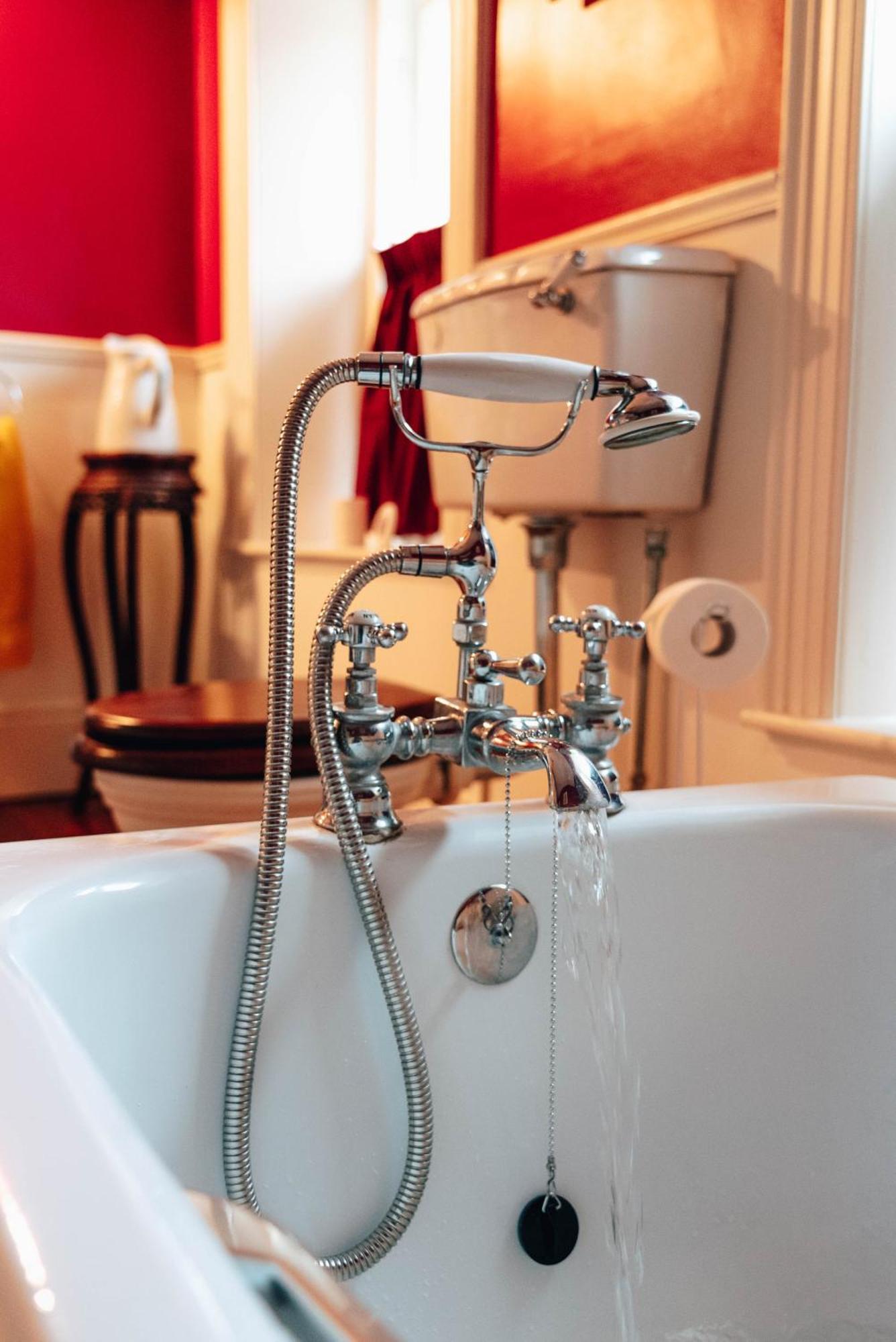 Luxury Accommodation In County Antrim With Riverside Hot Tub Kells Eksteriør bilde