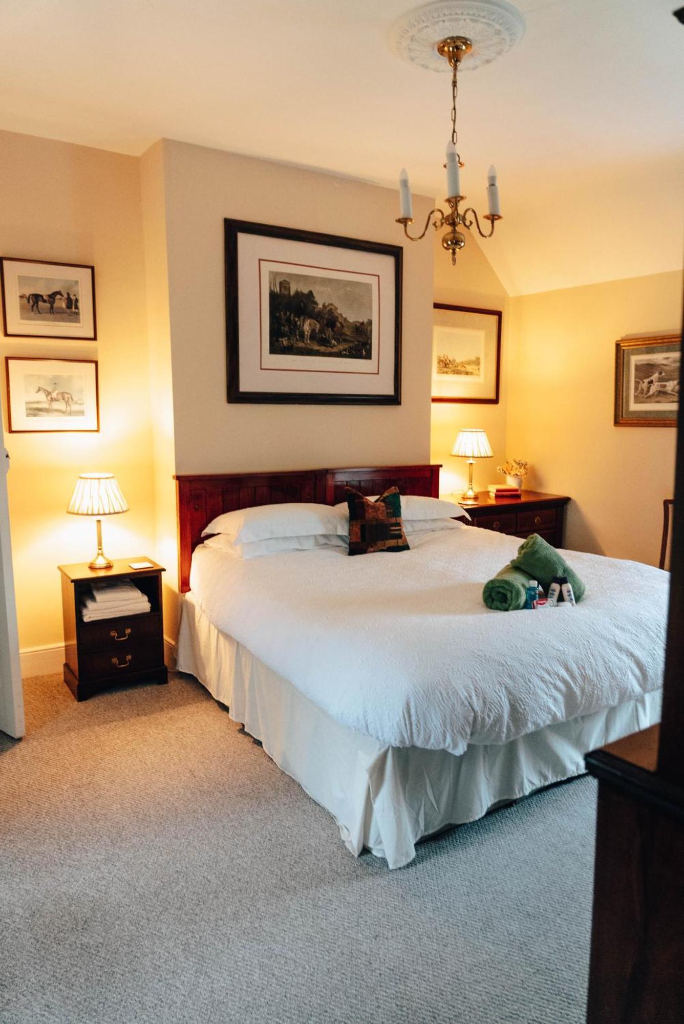 Luxury Accommodation In County Antrim With Riverside Hot Tub Kells Eksteriør bilde